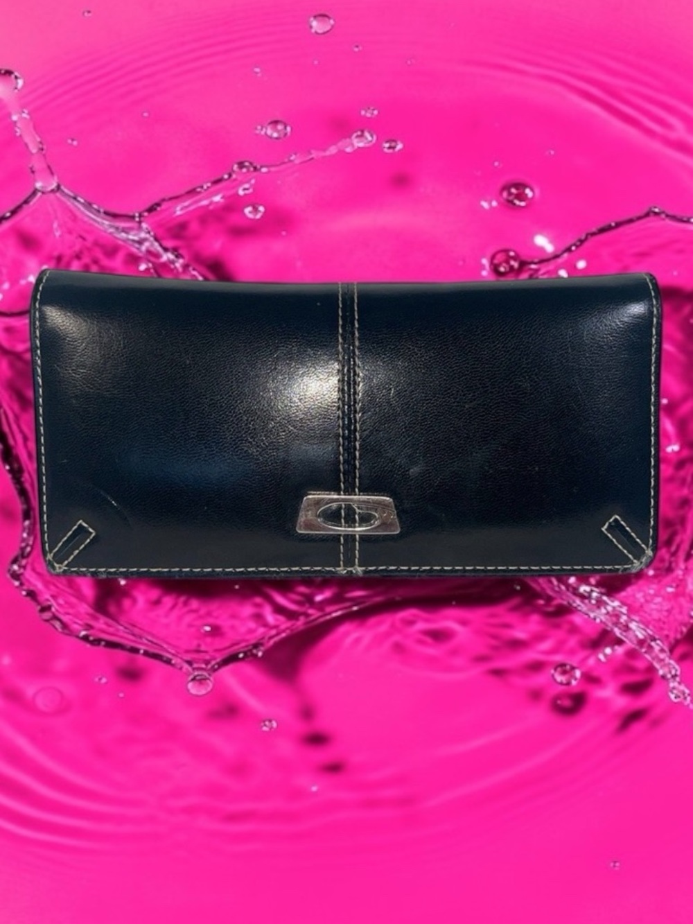 Guess Wallet.
